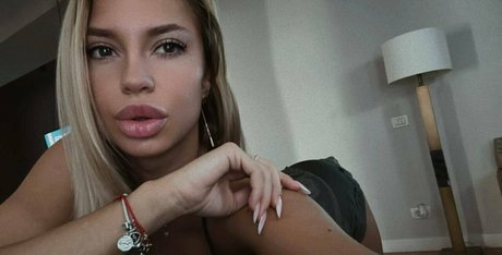 ゲイディルドOnlyFans 裸 写真