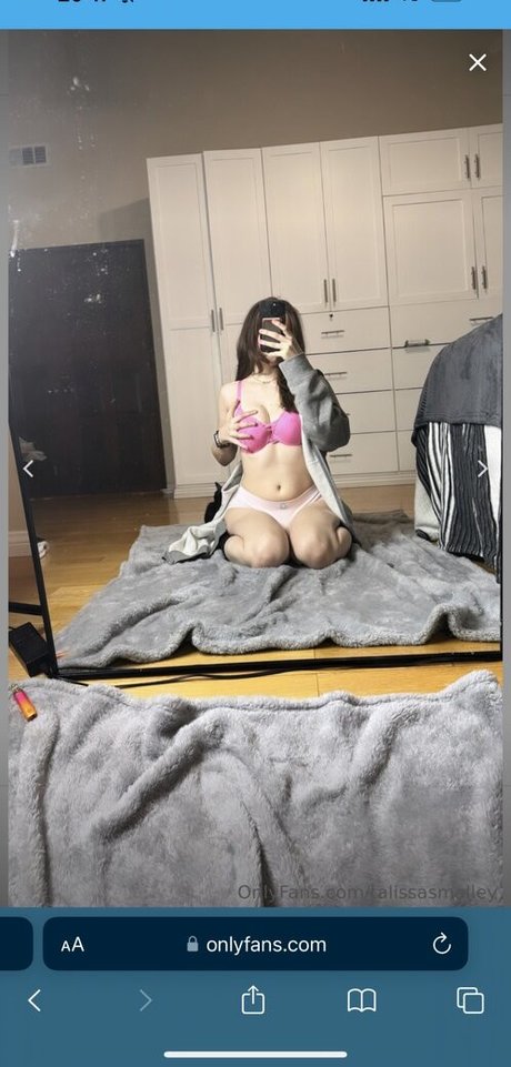 Talissa Smalley ポルノモデル 画像