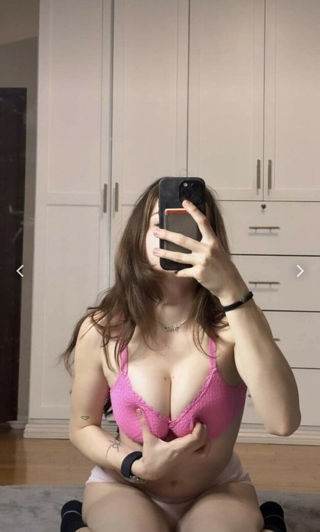 Talissa Smalley 素敵なポルノスター 画像