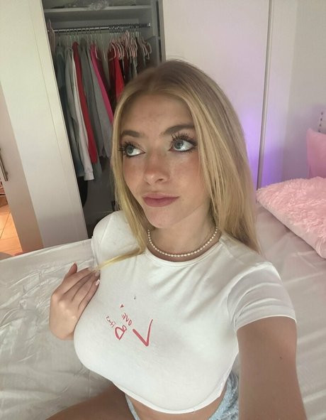 rileymaetwo アート女優 写真