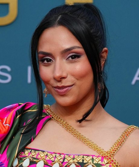 Michelle Khare ポルノスター 美しい 画像