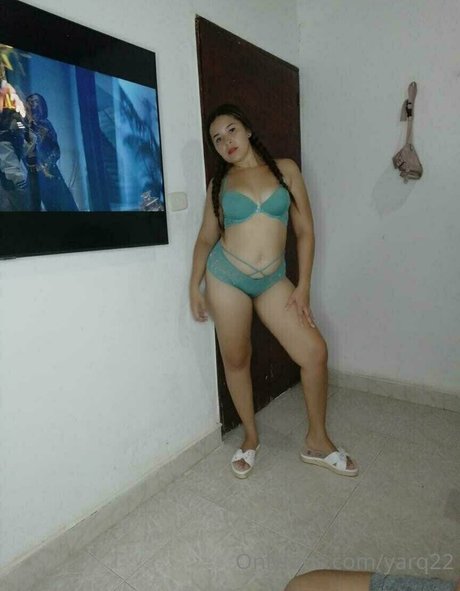 yarq22 ポルノスター 美しい 写真