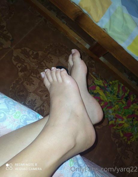 yarq22 ポルノモデル 写真