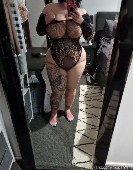 mspamme 完璧なポルノスター 写真