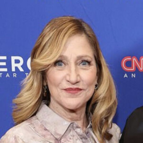 Edie Falco 最高のスター 写真