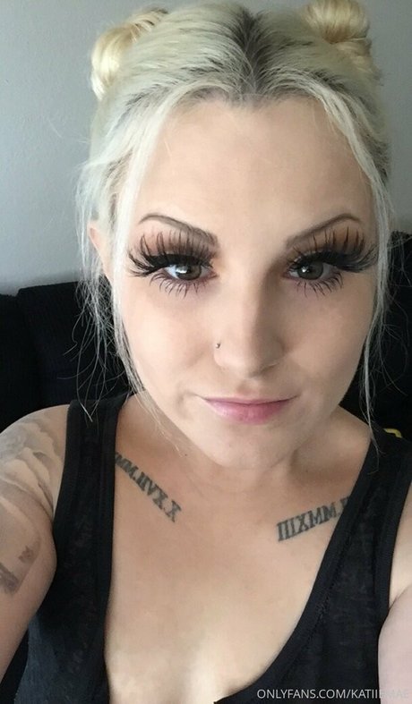 katiiemaedagoat 素敵なモデル ギャラリー