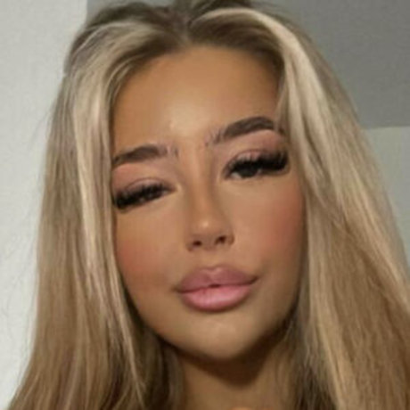 Ela Charlotte HDスター ギャラリー