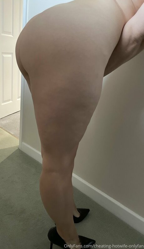 cheating hotwife free アート女優 画像