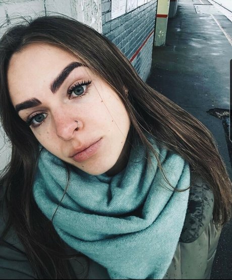 _nikolina nikolina_ ポルノスター 独占 写真