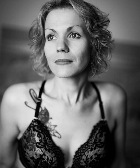 ck lightart 裸のモデル 写真