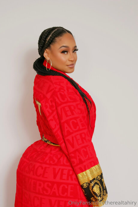 therealtahiry モデル ギャラリー