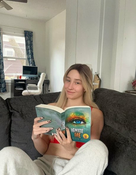 books withari ホット女優 写真