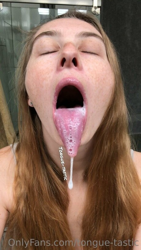 Tongue tastic ポルノスター トップ 写真