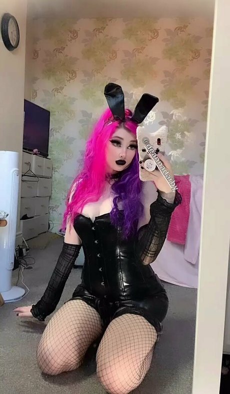 DeannaDarby アダルトスター ギャラリー