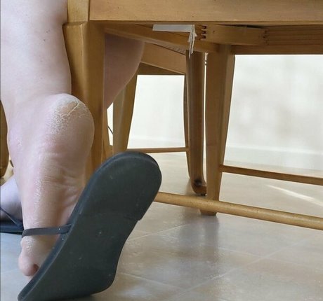 flirtyf33t94 裸モデル ギャラリー