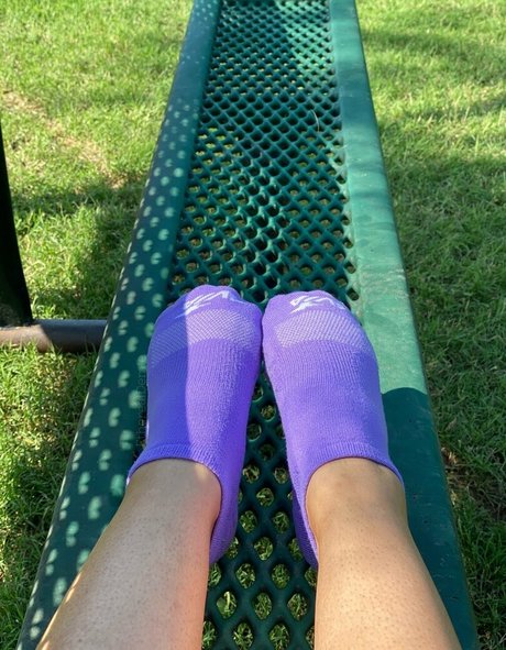 etherealdemie feet 裸のモデル 写真