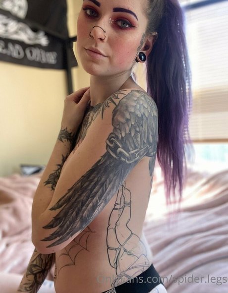 バイセクシャルカップルのOnlyFans ポルノ ギャラリー