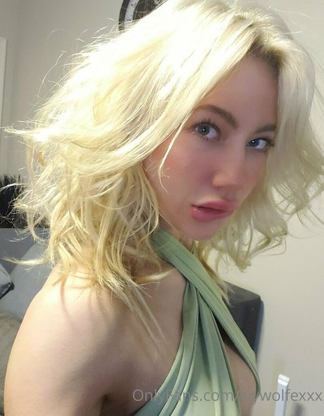 ティーンソロOnlyFans ポルノ 画像