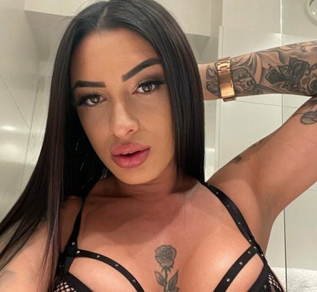 neliagold ポルノスター 独占 ギャラリー