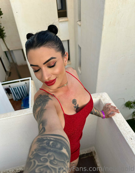 neliagold 素敵な女優 画像