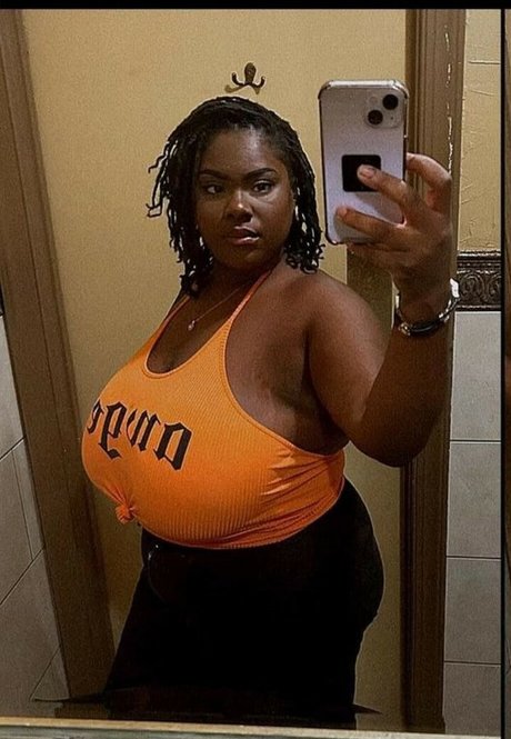 Mj Melonz かわいいモデル 写真