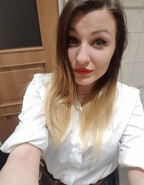 JennyHotWife ホットスター 画像