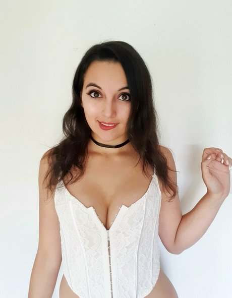 fox02summerfree 完璧なモデル 画像