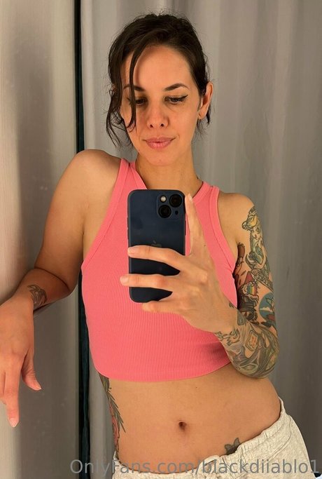 blackdiiablo 裸のポルノスター ギャラリー