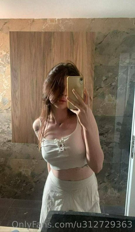 kira williams ホット女優 画像