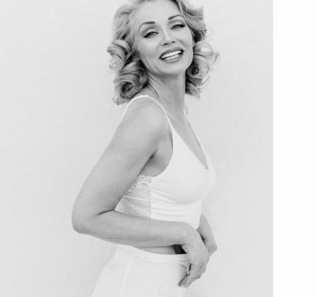 ゲイの若いOnlyFans 無料裸 画像