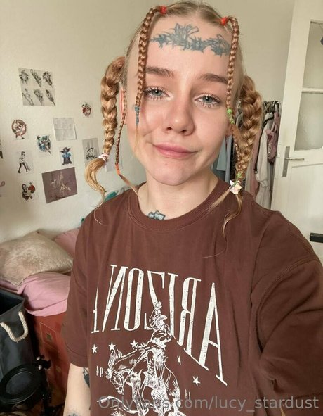 lucy kinky セックススター 画像