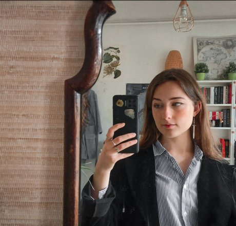 Leonie Christel 高品質女優 写真