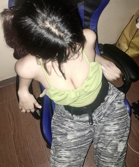 巨乳とお尻のOnlyFans ホット 写真