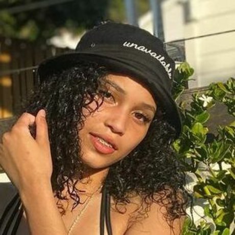 Momofebs スターセックス 写真