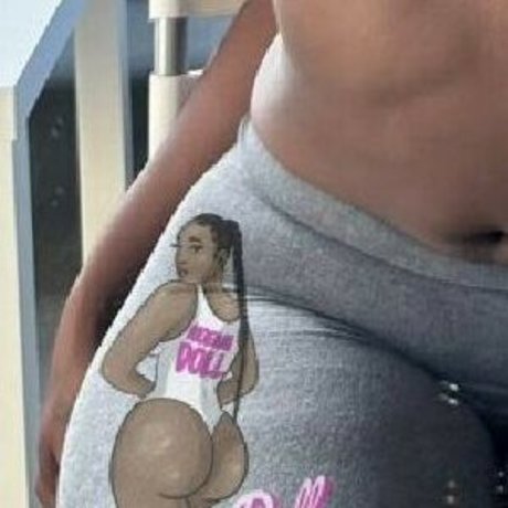 Noemidoll セックスポルノスター 写真