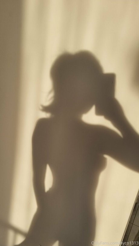 nyco1313 アダルト女優 写真