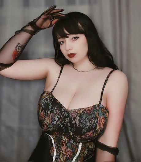 トップレスビーチOnlyFans アートxxx 画像