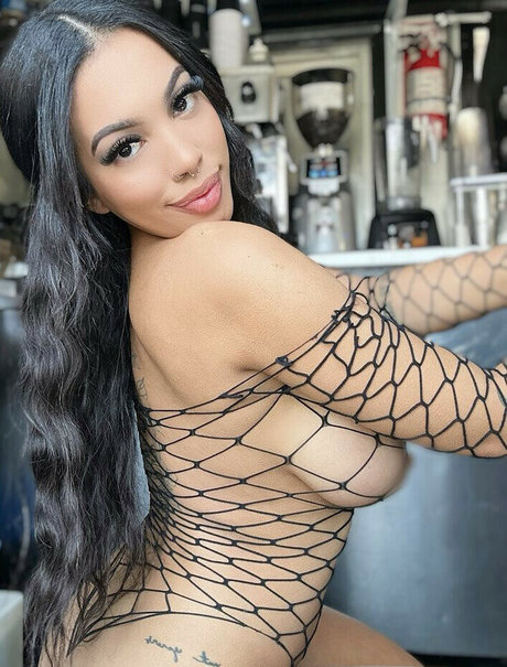 Coffeewlayaa ポルノモデル 写真