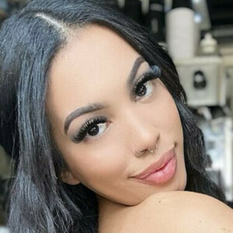 Coffeewlayaa ポルノスター セクシー ギャラリー