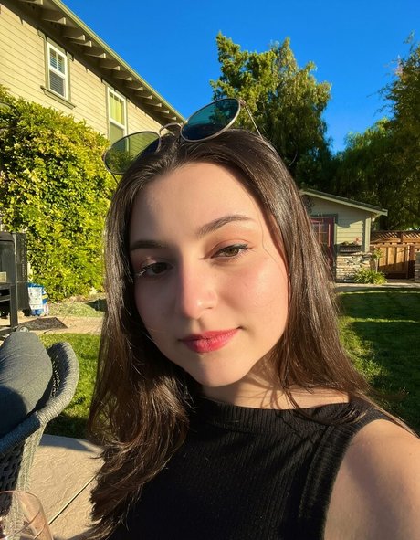 Girth Brooks 美しい女優 ギャラリー