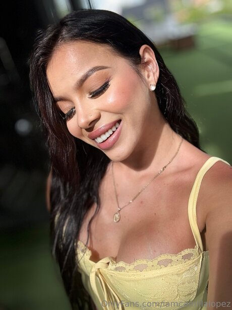 ニューハーフ ドミナトリックス OnlyFans エロチック 写真