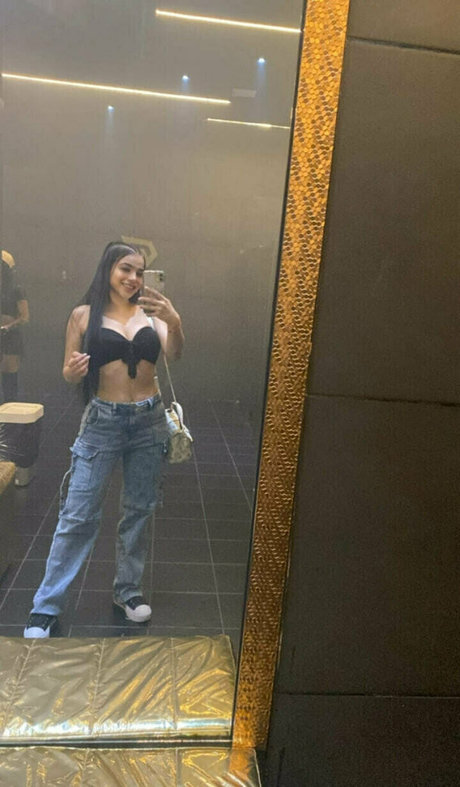 iamcamillalopez 最高のスター ギャラリー