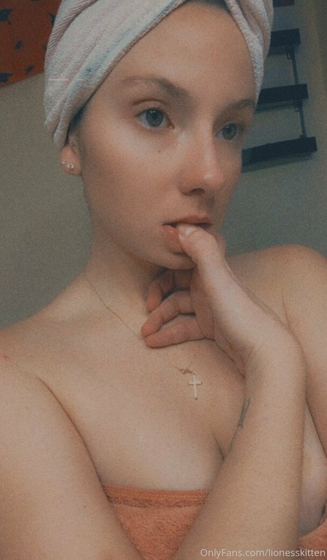 刑務所のOnlyFans アート裸 写真