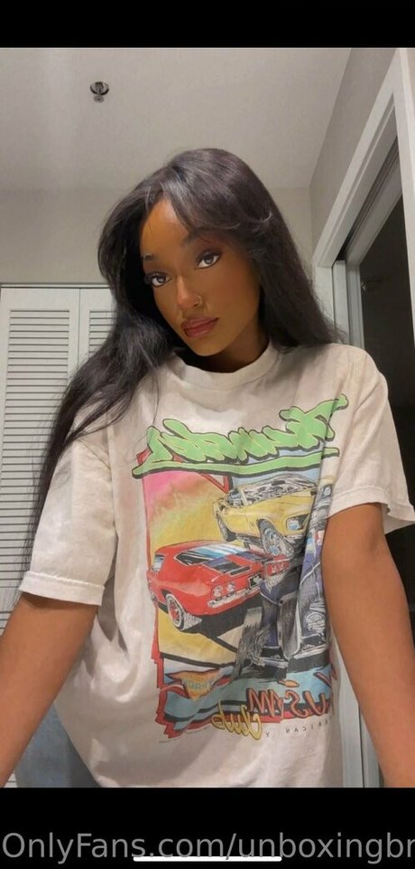 unboxingbrandy モデル 画像