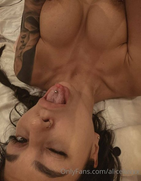 Candice Swanson エロティックなスター ギャラリー