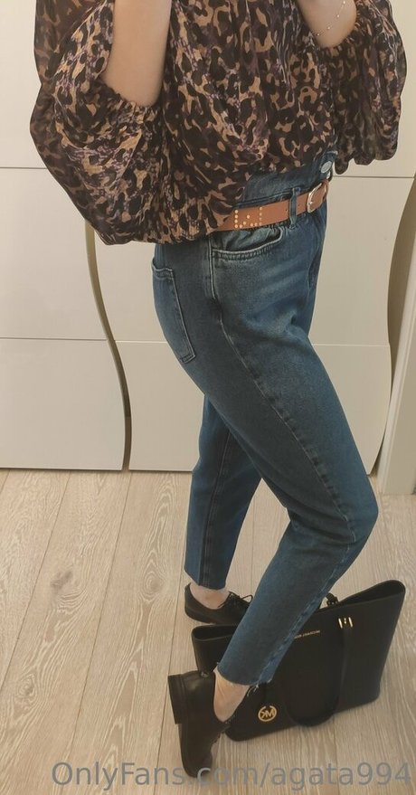 黒檀の白いチンポOnlyFans ホット裸 ギャラリー