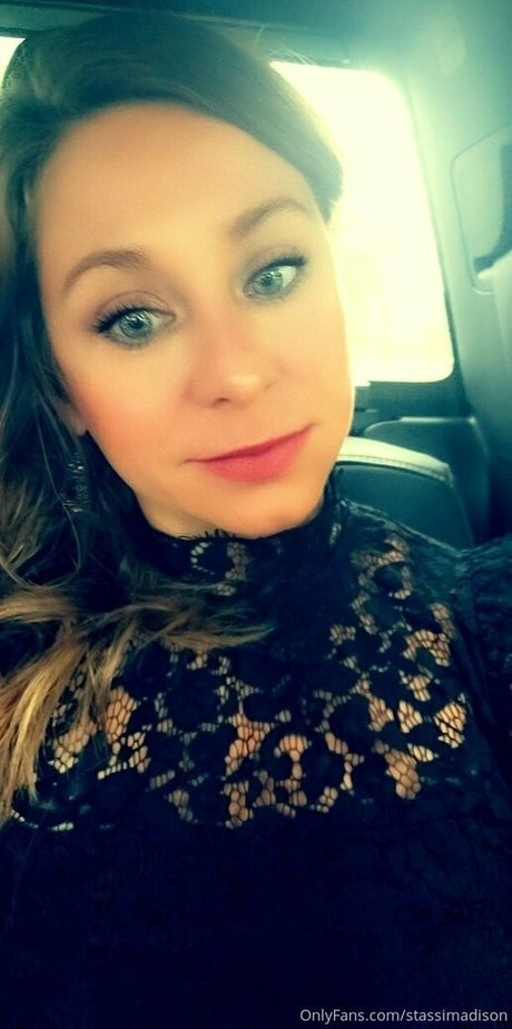 stassimadison エロティックなモデル 画像