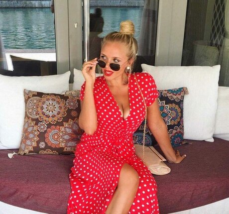 アーミーガールズオンリーファン ポルノ 写真