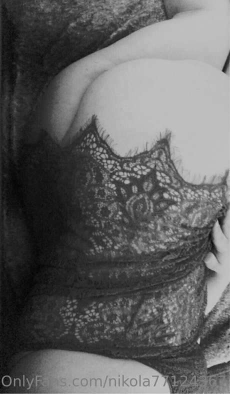 nikola77124367 アートポルノスター 画像