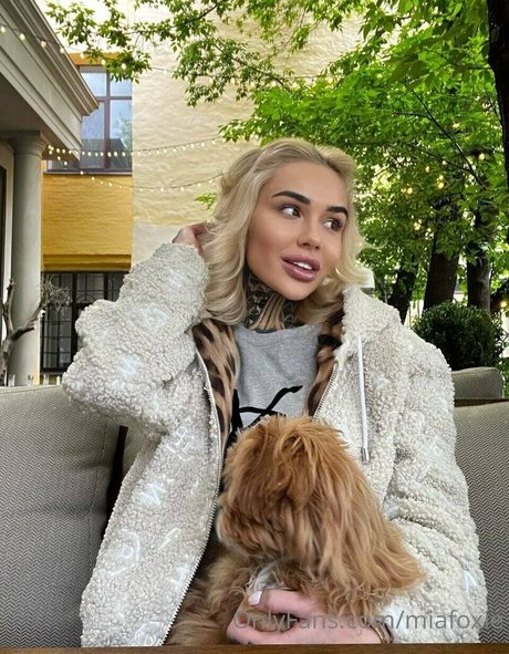 mia foxybae エロティックモデル 写真